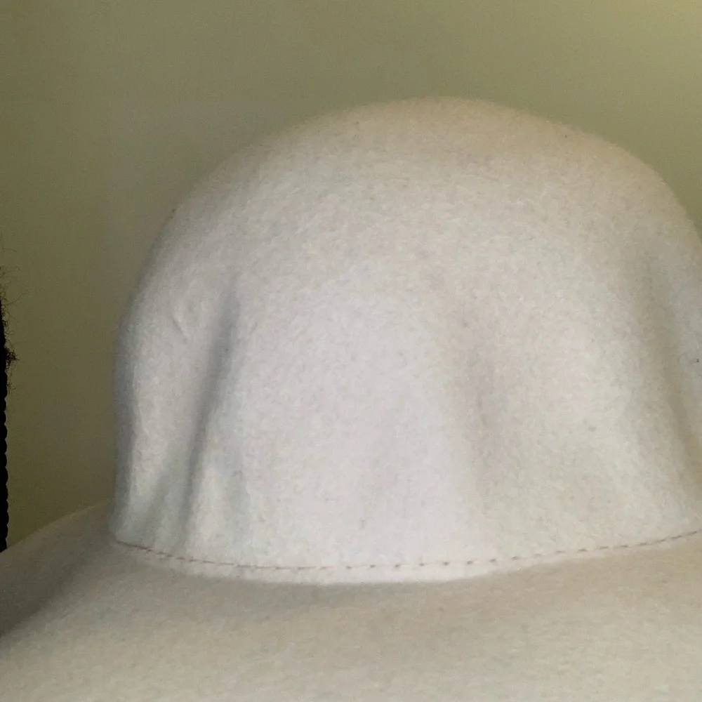 Pink H&M hat - Picture 4 of 4